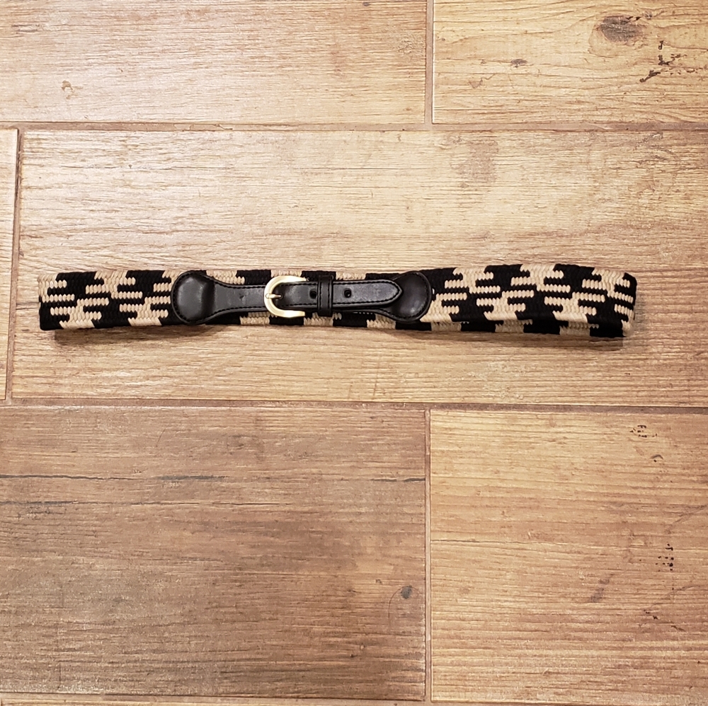 Black and tan woven belt